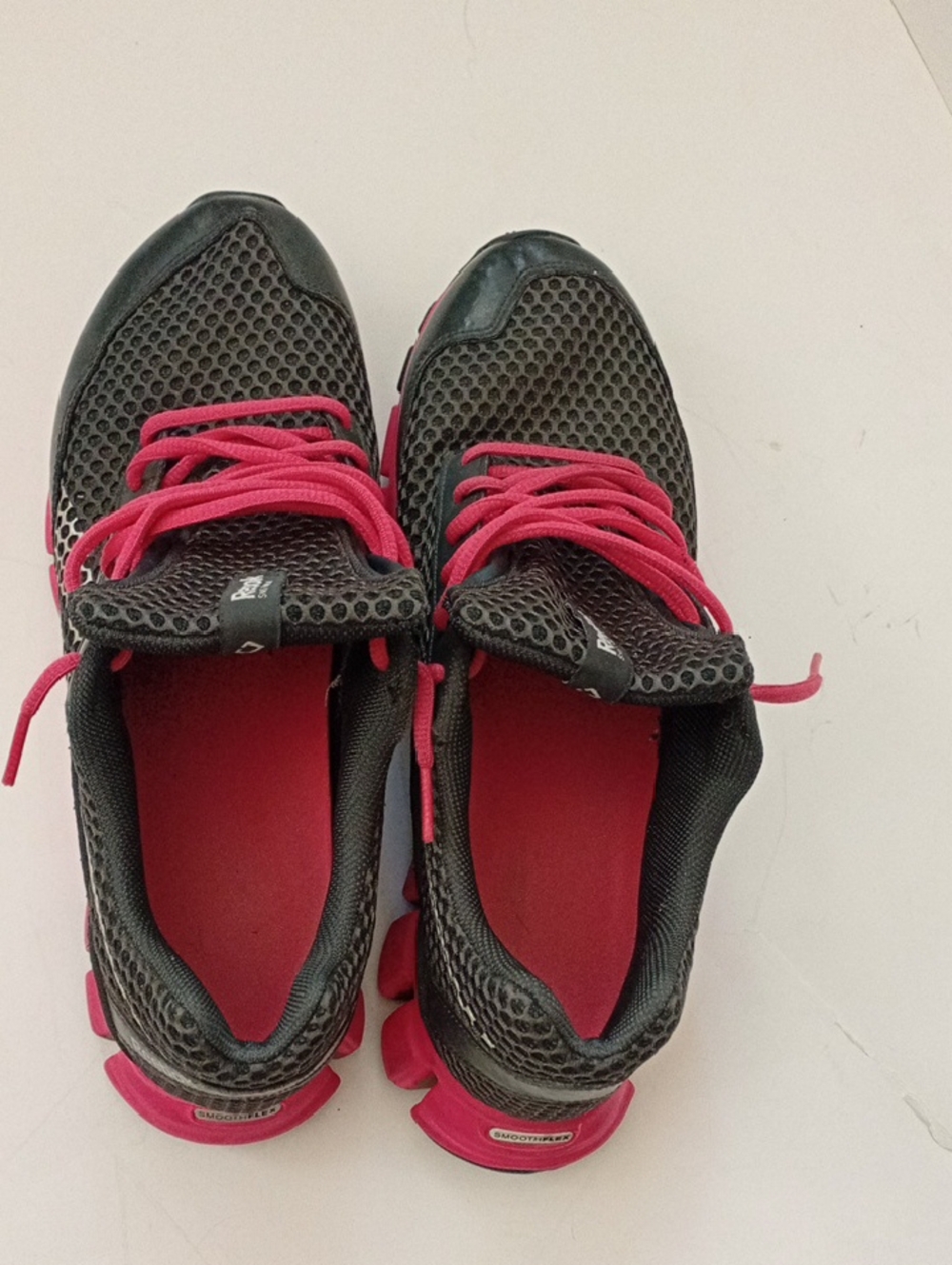 Reebok Smoothflex Women's Dark Grey and Pink Lace Up Mesh Sneakers Size 10 - Picture 12 of 15